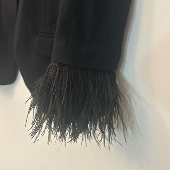 NWT  black chino’s  blazer with floaty feathers sleeves - Picture 3 of 4